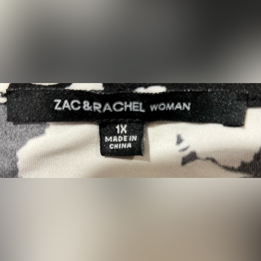 Zac & Rachel Woman Black-And-White Floral Top Size 1X - Picture 5 of 7
